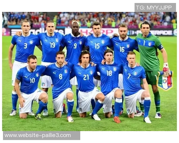 意大利与德国2012年欧洲杯经典对决精彩录像回顾与分析